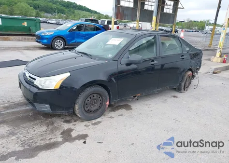 2009 Ford Focus S z USA, uszkodzony, nr VIN 1FAHP34NX9W159548